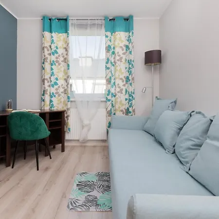 Deluxe House With Bedroom Bathtub By Renters Prestige *